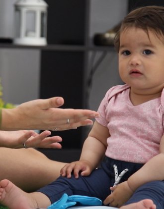 andrea-bebe-vertical